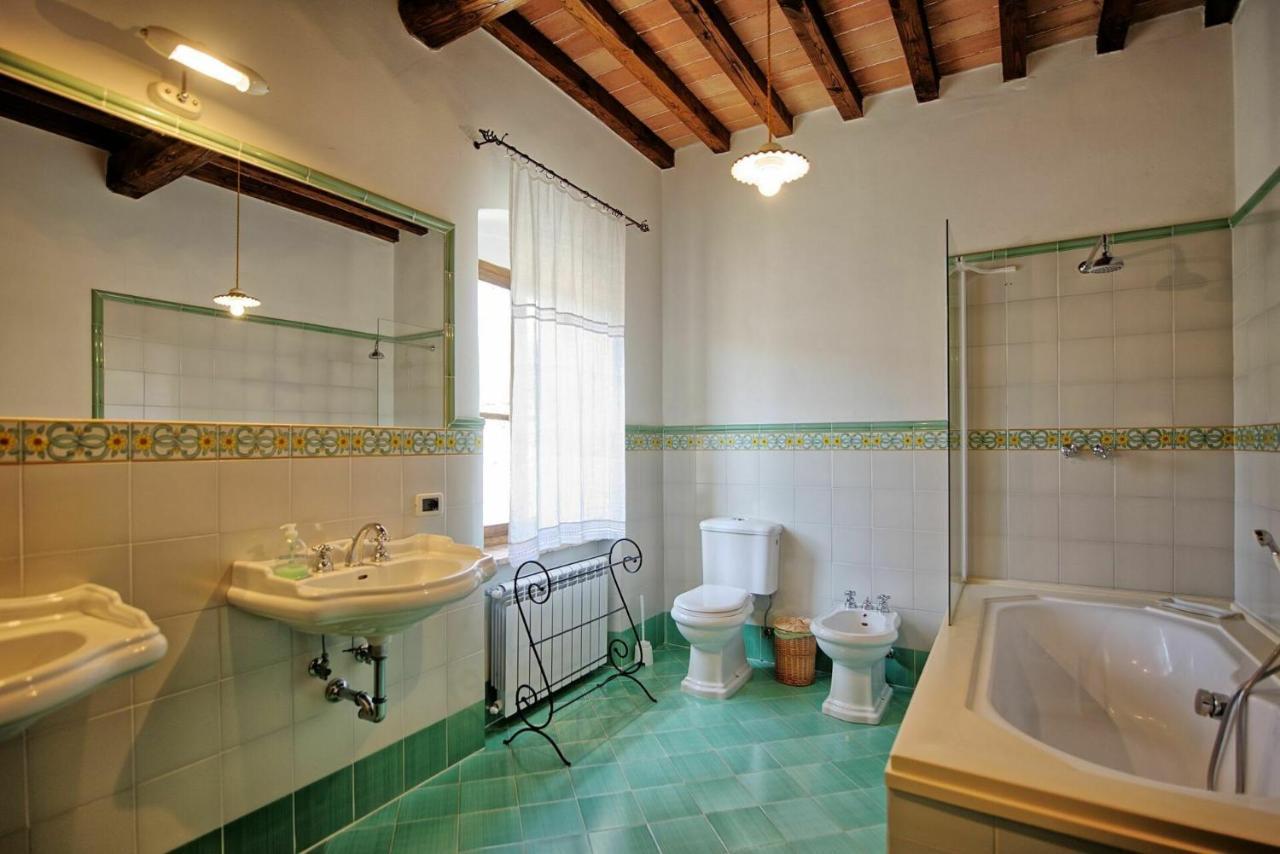 Villa Capolona By Posarellivillas Calbenzano المظهر الخارجي الصورة