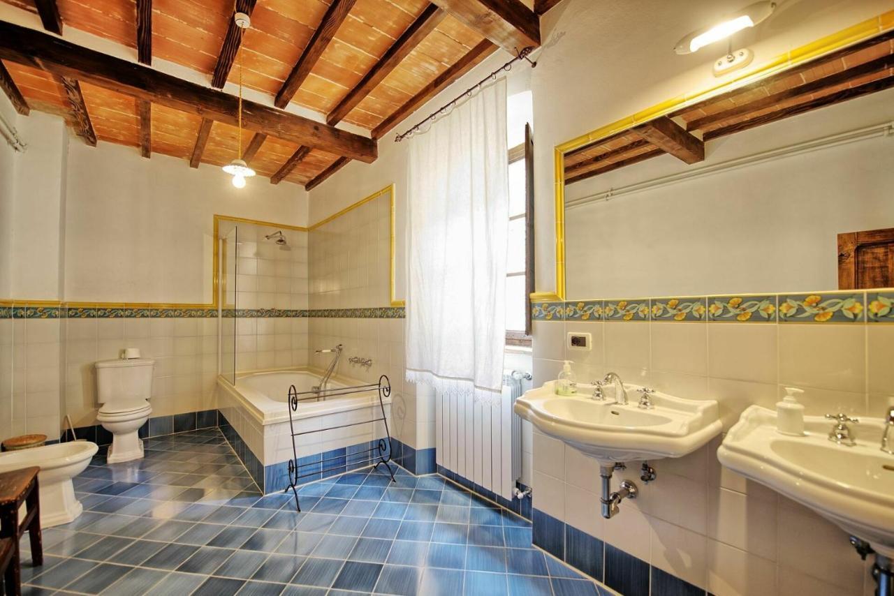 Villa Capolona By Posarellivillas Calbenzano المظهر الخارجي الصورة